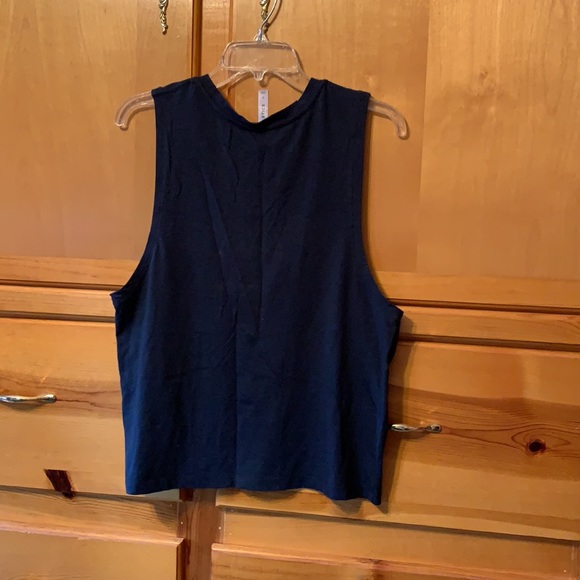 Fabletics NWOT Jade Muscle Tank Small - Picture 4 of 7
